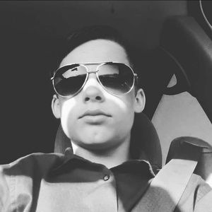 Meet your Posher, Chase